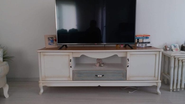 Antalya ikinci el Led Televizyon Alan Yer